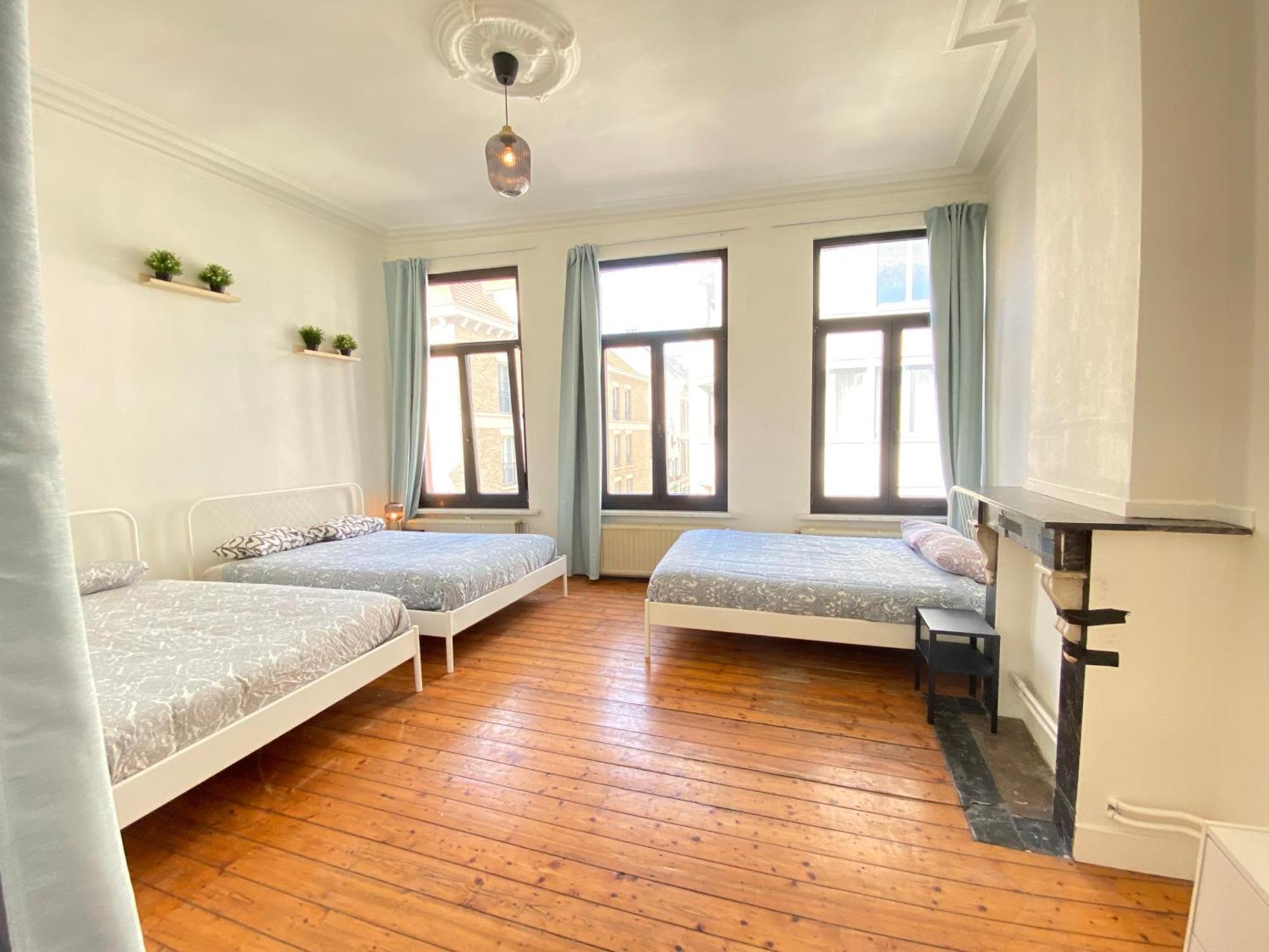Authentic Apartments In The Center Of Anvers Exterior foto