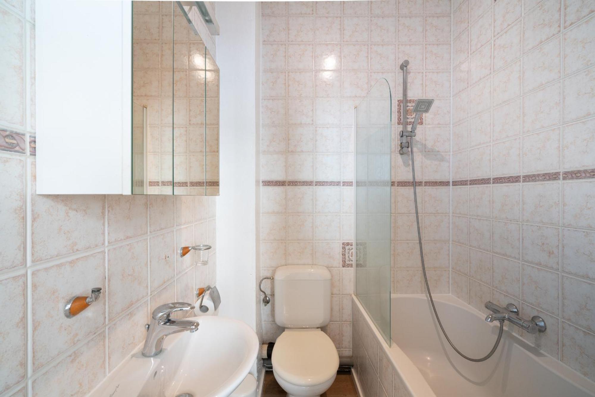 Authentic Apartments In The Center Of Anvers Exterior foto