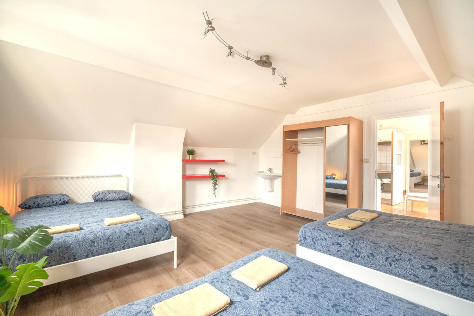 Authentic Apartments In The Center Of Anvers Exterior foto