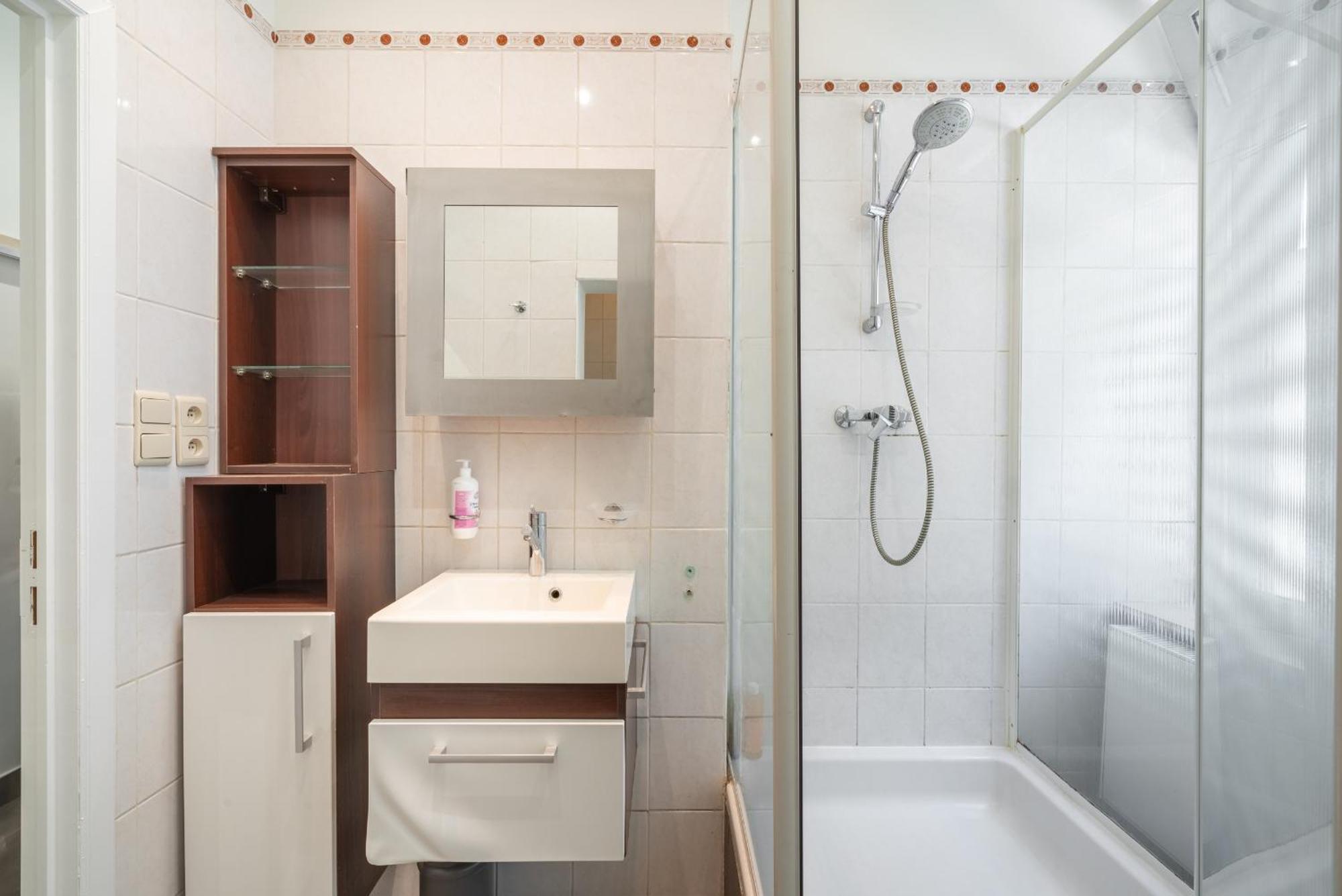 Authentic Apartments In The Center Of Anvers Exterior foto